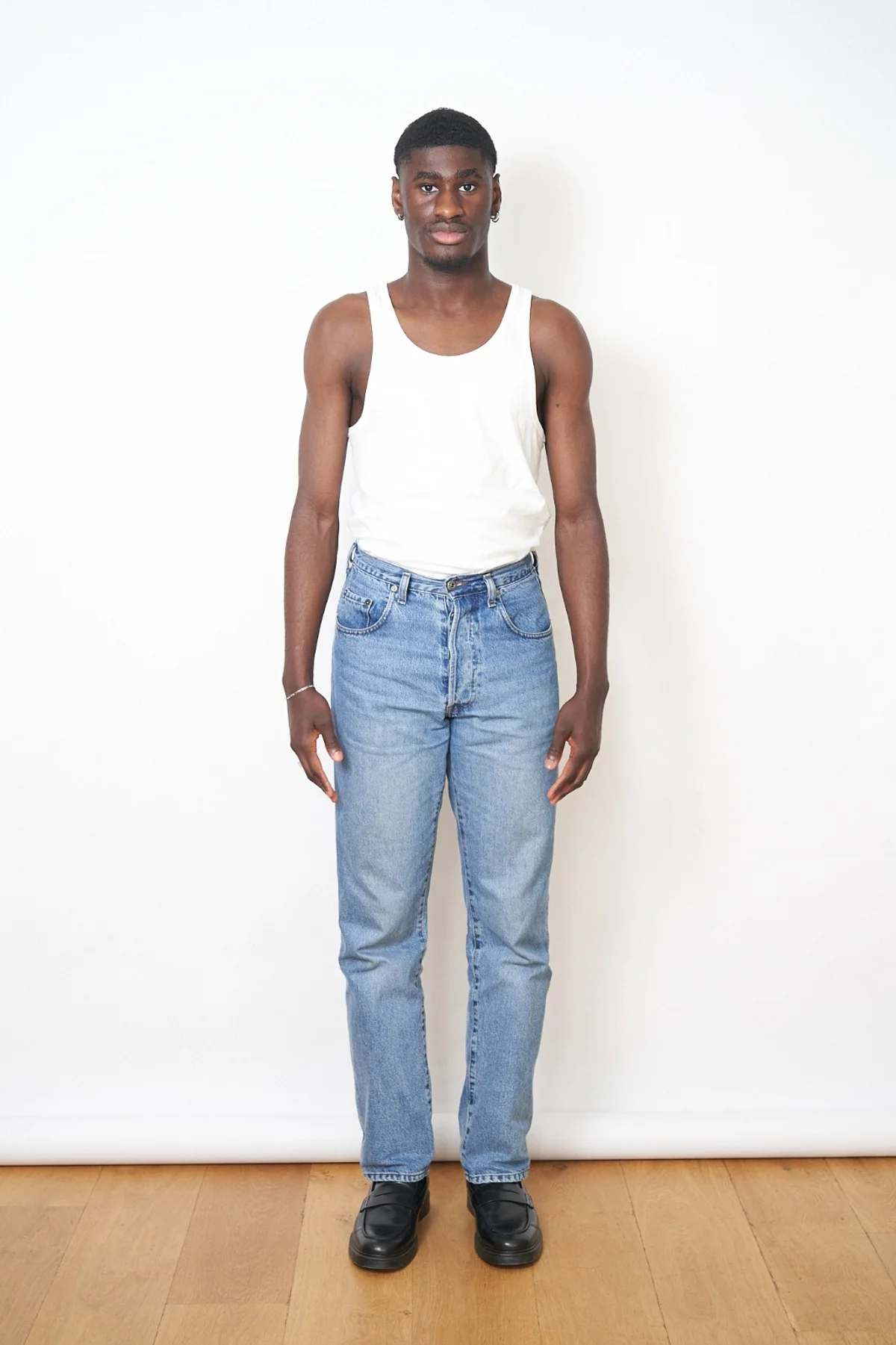 En pied : photo brute